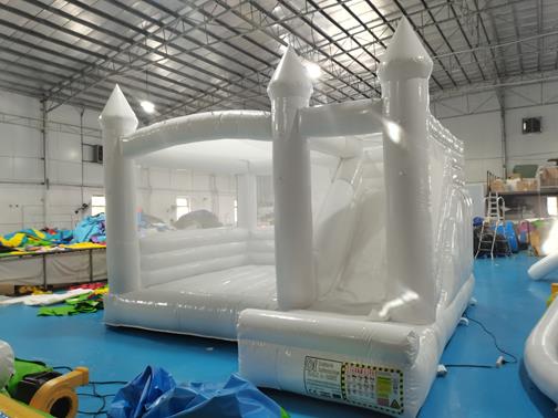 White inflatable castle - 5m x 5m inflatable slide bouncy castle