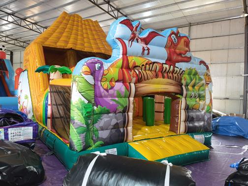Inflatable slide - Dino Park - 7m x 5m inflatable slide bouncy castle