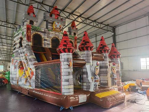 Inflatable slide - Knight Castle - 7m x 5m inflatable slide bouncy castle