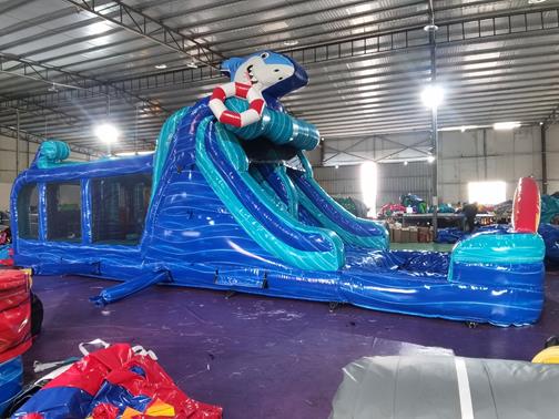 Inflatable obstacle course with pool - 12m x 3m inflatable slide bouncy castle