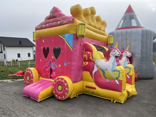 USED - Inflatable bouncy castle Princess Coach inflatable slide bouncy castle