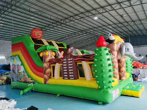 Safari Bouncy Castle - large inflatable slide bouncy castle