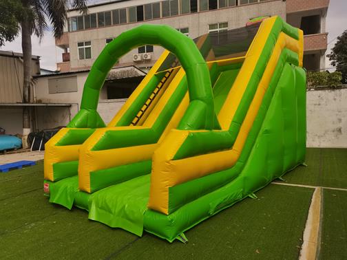 Inflatable slide - Bear - 6m x 4m - A+ Quality inflatable slide bouncy castle