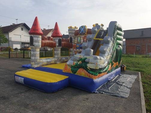 Dragon Castle - Small inflatable slide bouncy castle